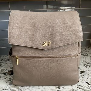 Freshly Picked Standard Classic Backpack - taupe/aspen color